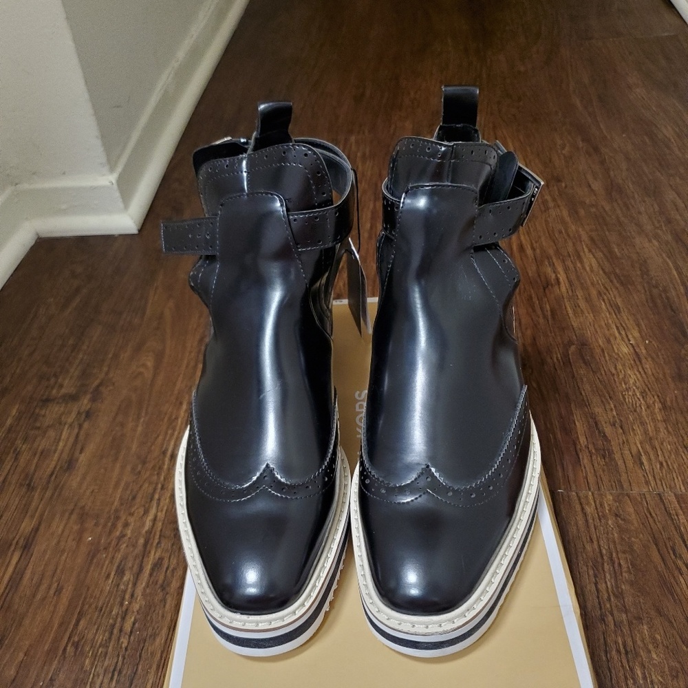 Zara black ankle boots